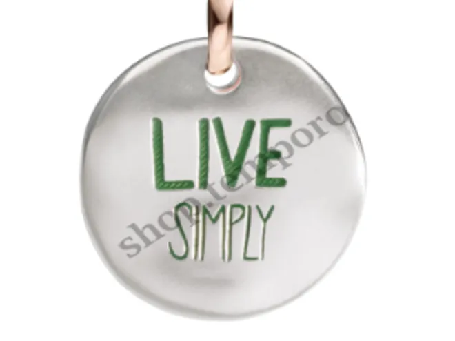LIVE SIMPLY MONETA QUERIOT