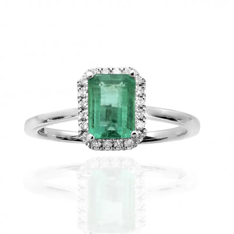 Anello con Smeraldo Ottagonale e Diamanti