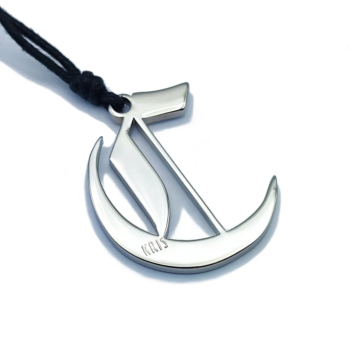 KRIS Collana con Pendente Lettera Gotica C in Acciaio e Cotone Cerato HGTLXX03