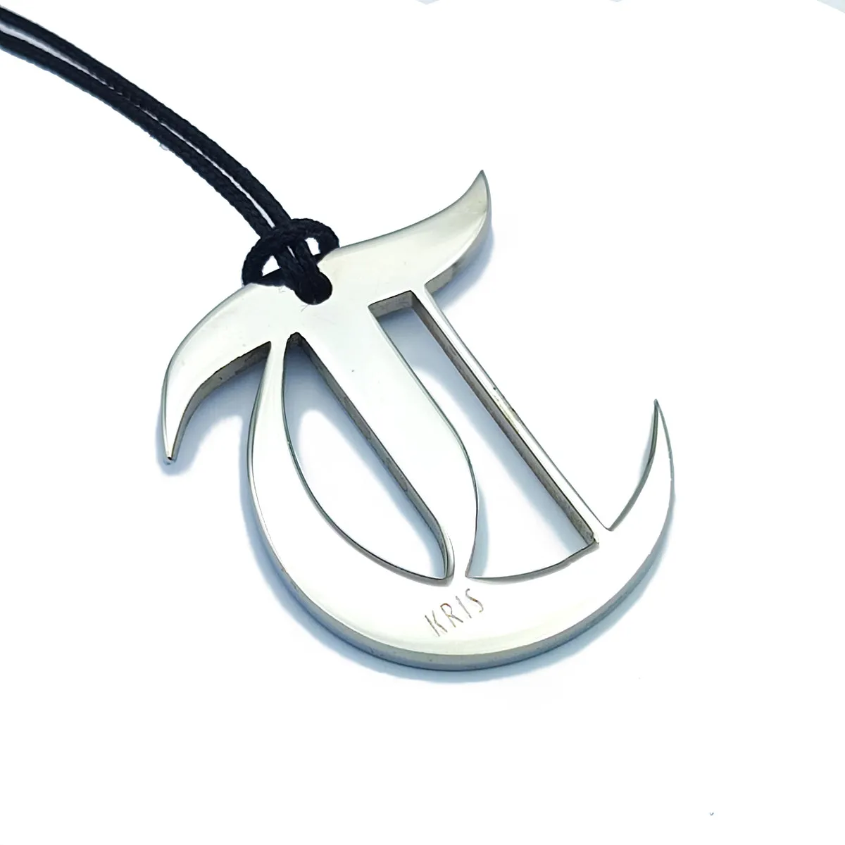 KRIS Collana con Pendente Lettera Gotica T in Acciaio e Cotone Cerato HGTLXX20
