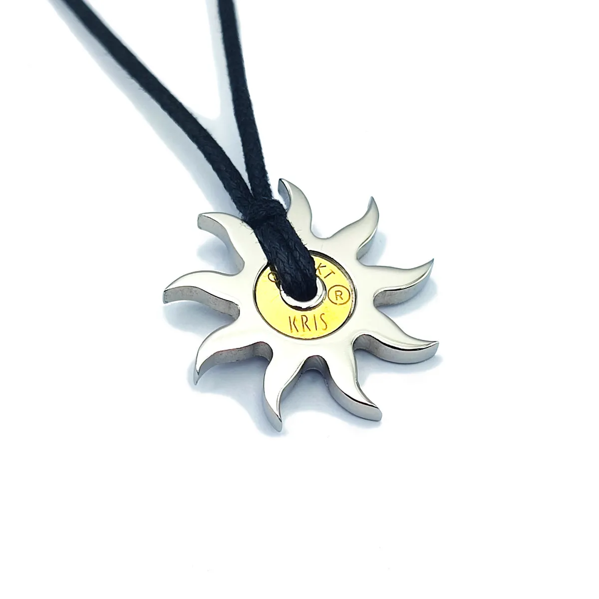 KRIS Collana con Pendente Tribale SOL in Acciaio Oro e Cotone Cerato HSMMXO05