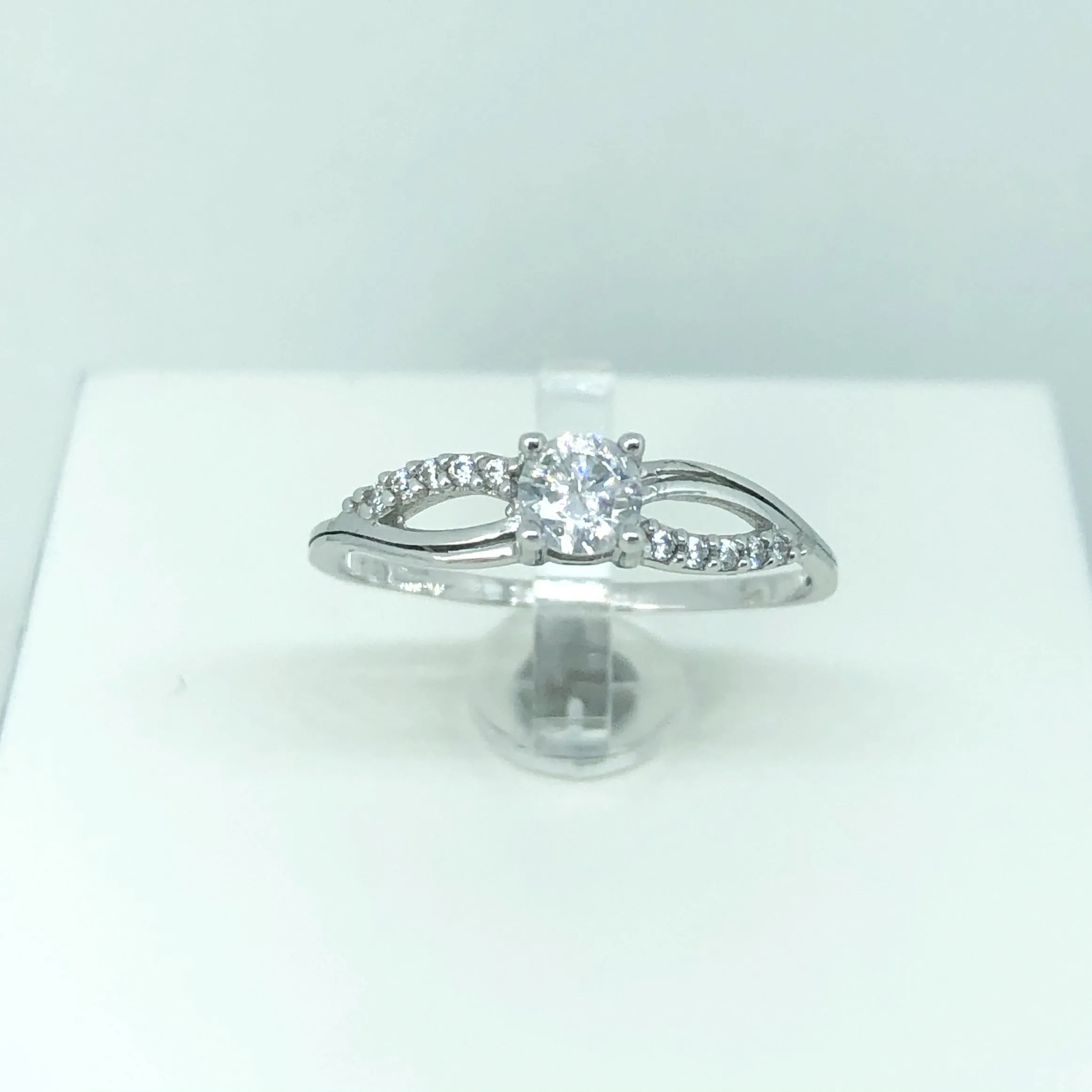 Solitario oro e zirconi