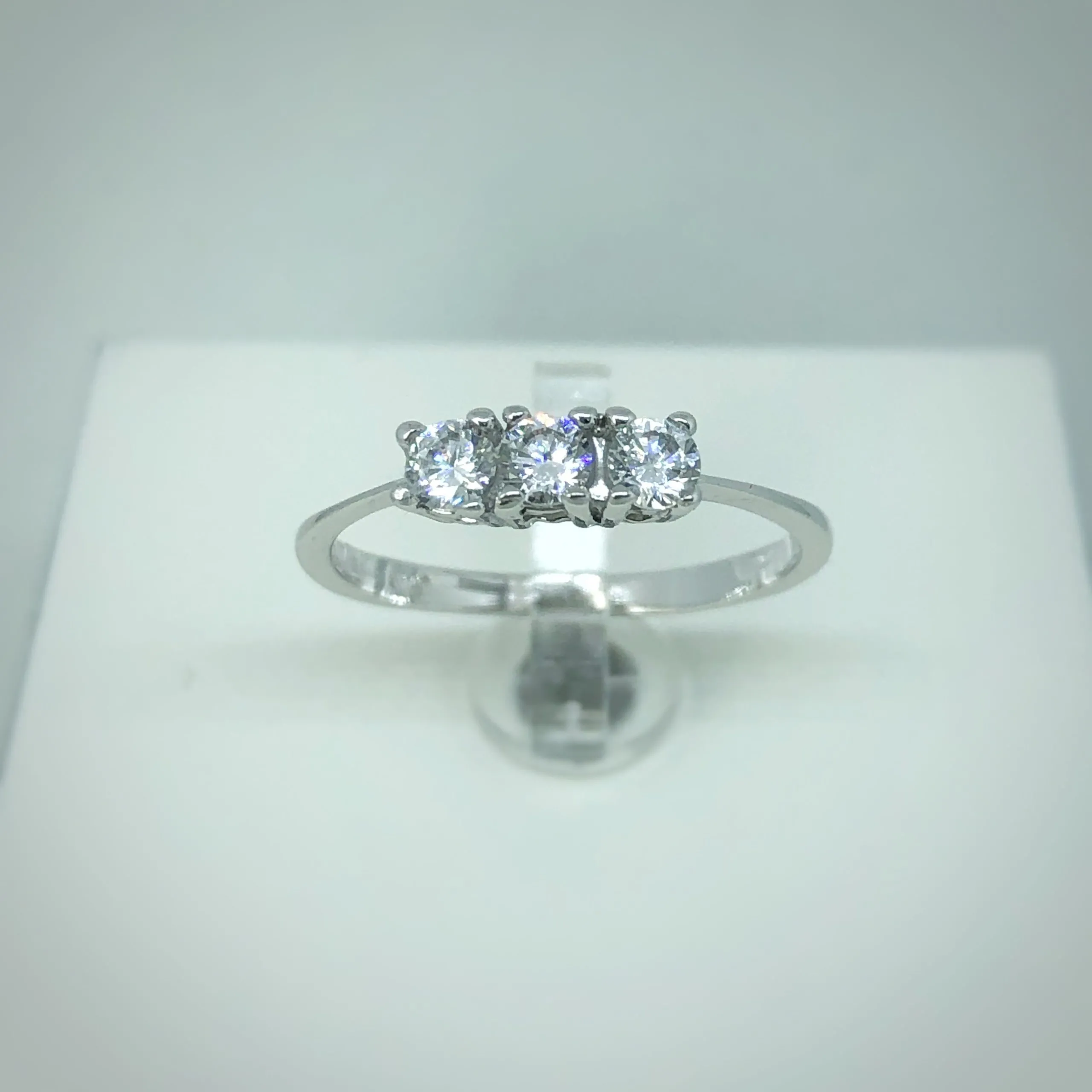 Trilogy oro e zirconi