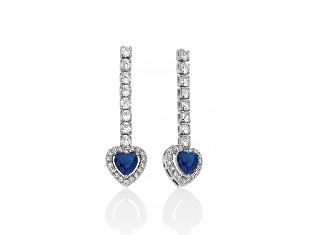 Orecchini donna kiara in acciaio con cuore blu kerd2053b