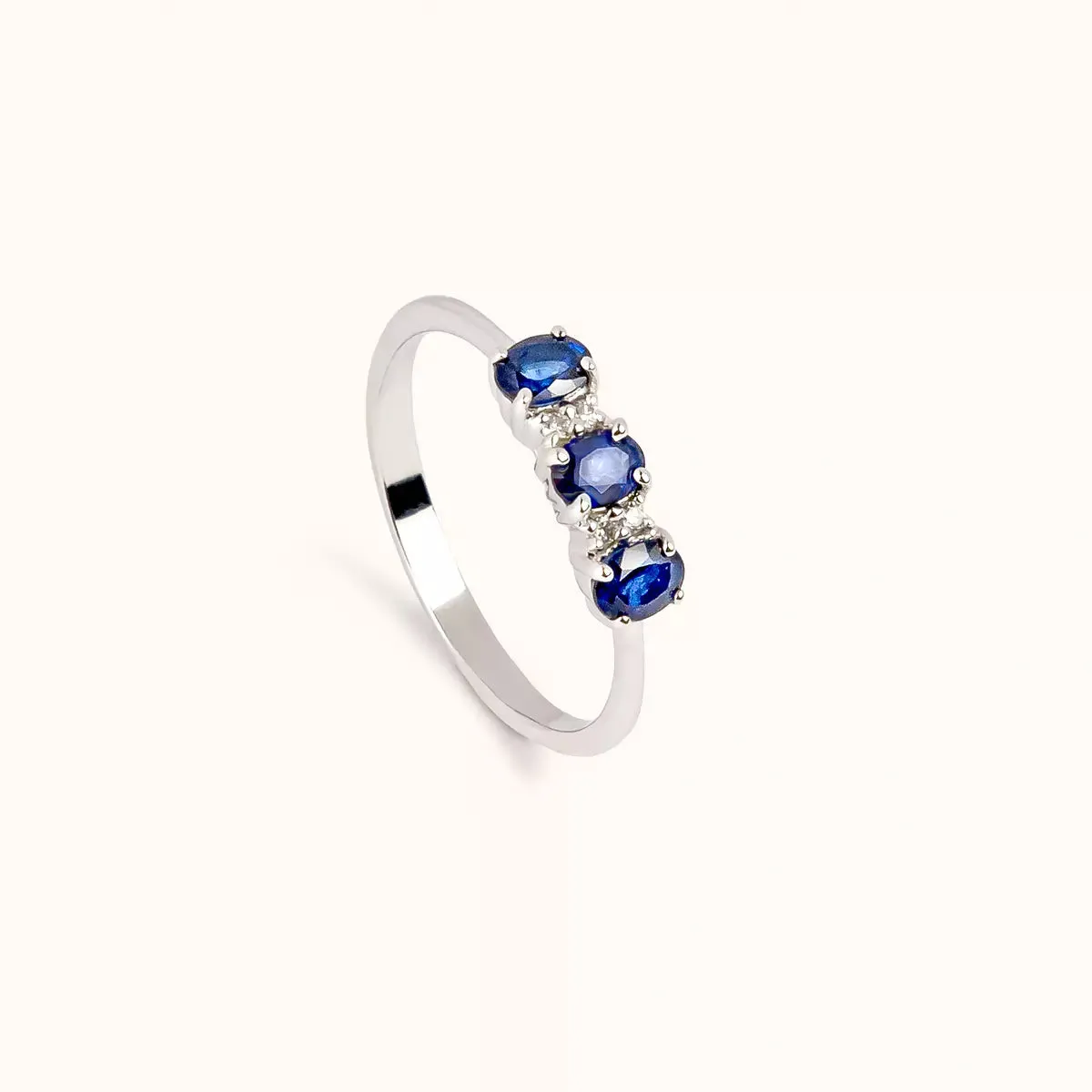 ALFYO Anello Trilogy con Zaffiri e Diamanti in Oro Bianco