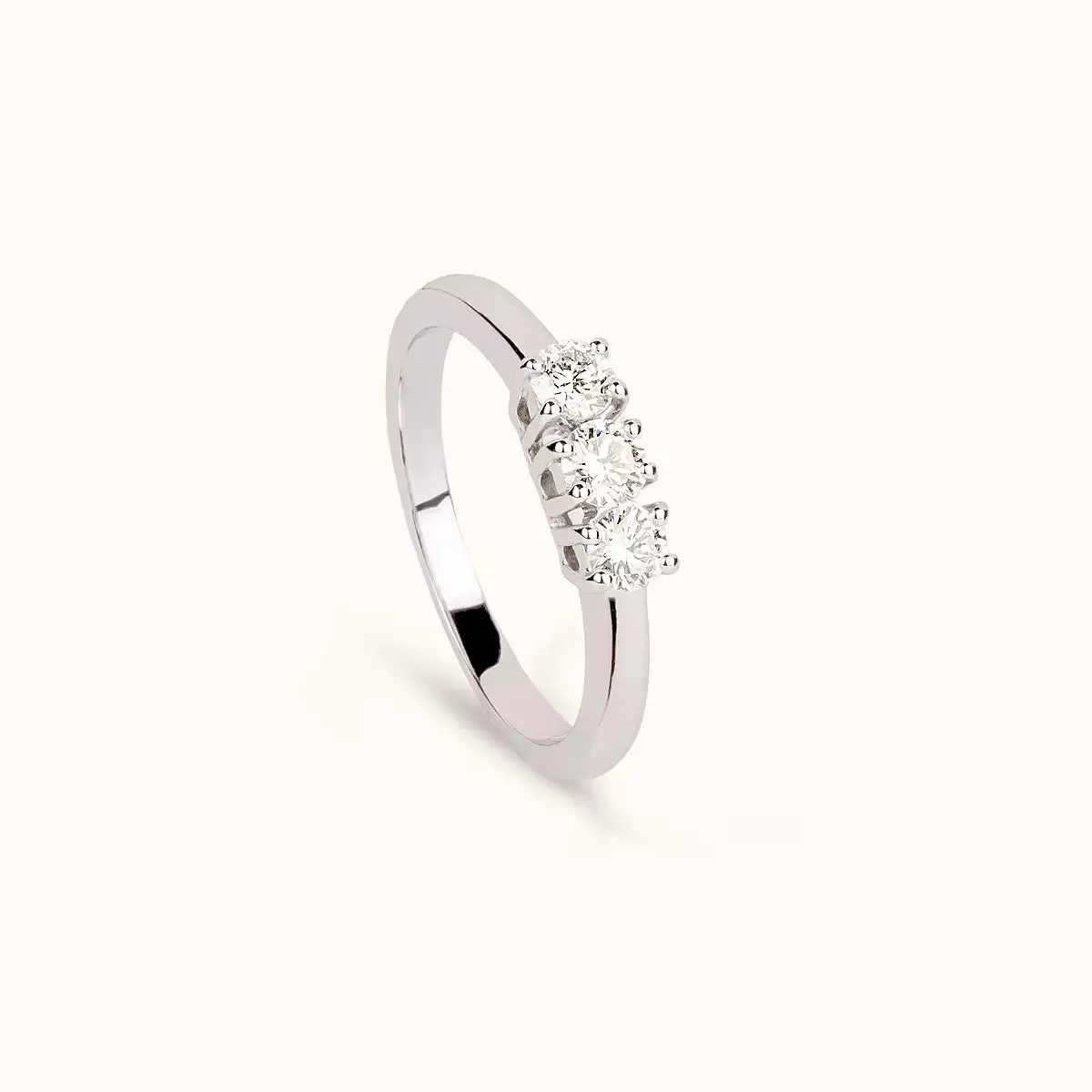 ALFYO Anello Trilogy in Oro Bianco e Diamanti 0.45 ct