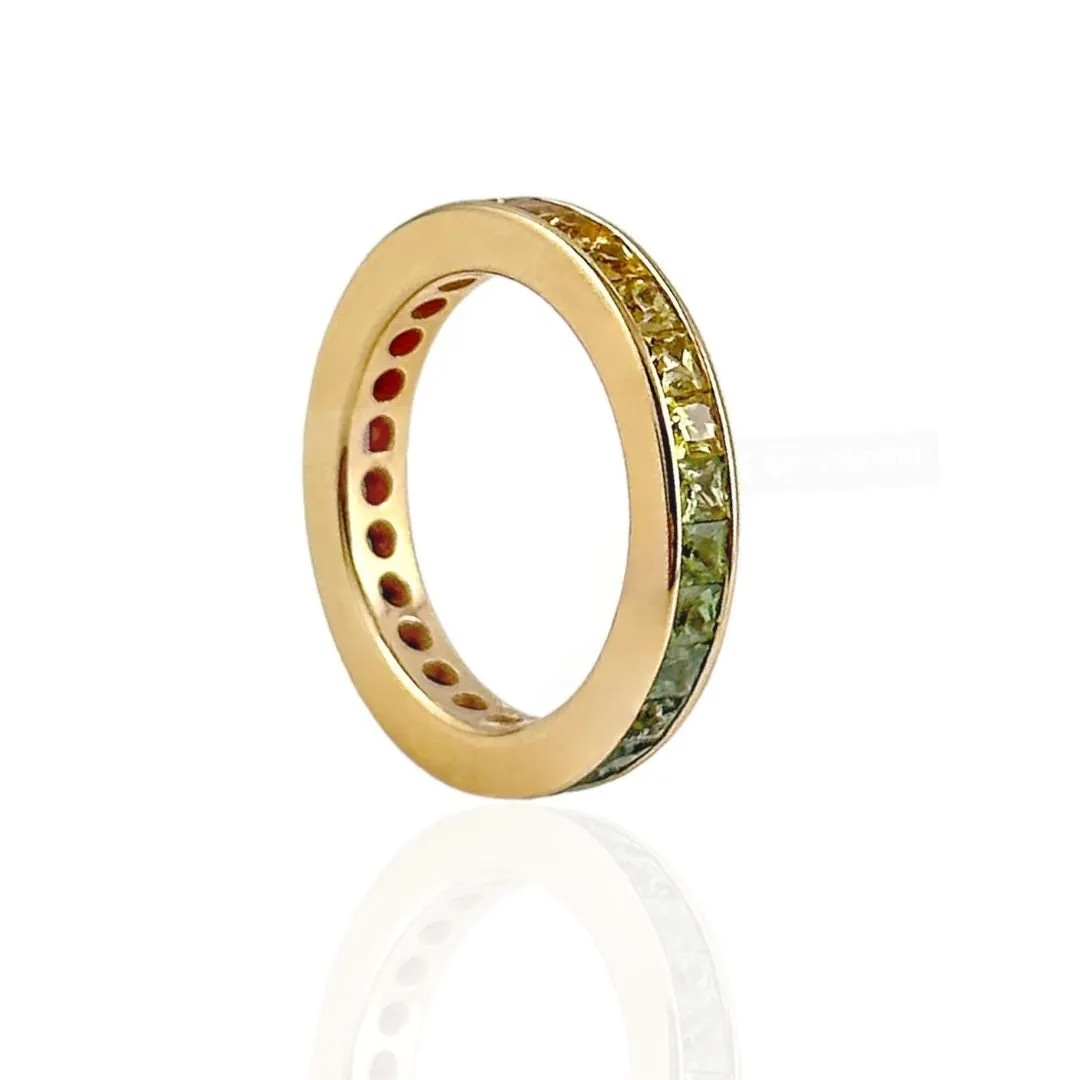 Anello veretta con zaffiri multicolor